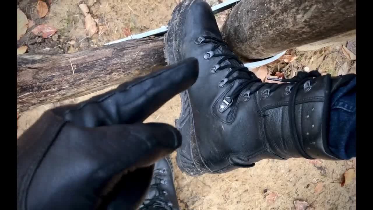 Heavy boots