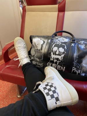 Travelling in style. YSL kicks and custom weekender bag. fag-funded of course😎