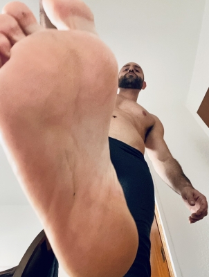 This is where you helong 🐽💸  #alphamale #findom #cashmaster