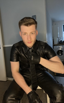 Come worship My leather